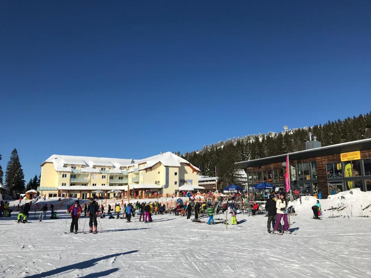 Ferienwohnung Feldberg Mit Whirlpool Direkt An Der Skipiste Ngoại thất bức ảnh